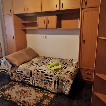 Apartament A Cinco Minutos De Todo Oviedo Zewnętrze zdjęcie