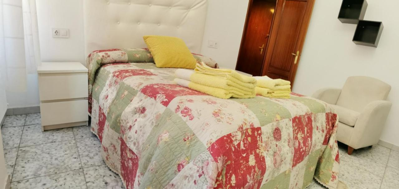Apartament A Cinco Minutos De Todo Oviedo Zewnętrze zdjęcie