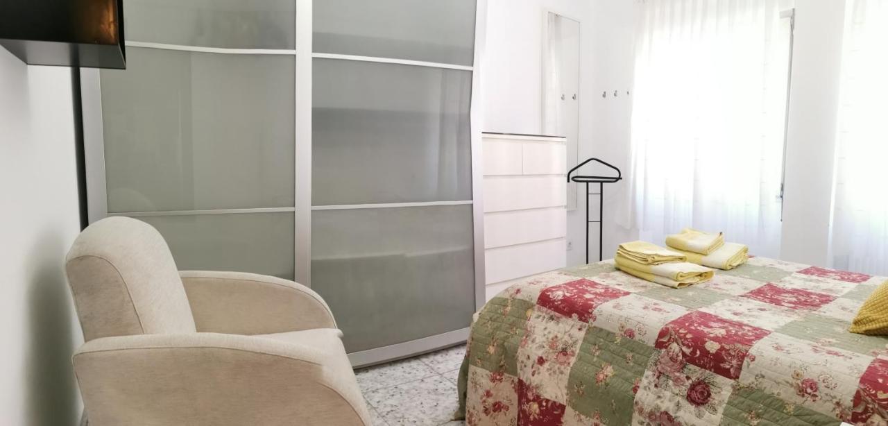 Apartament A Cinco Minutos De Todo Oviedo Zewnętrze zdjęcie