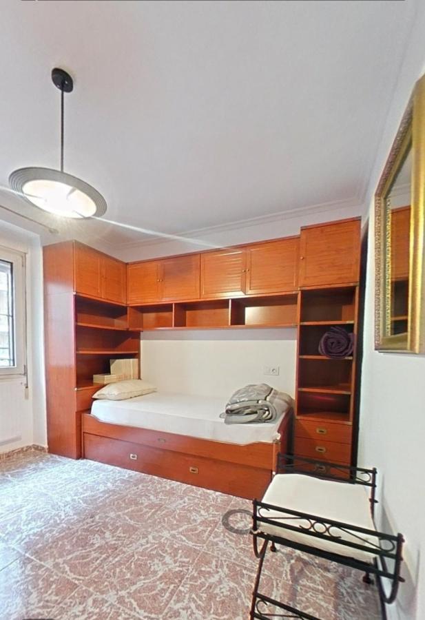 Apartament A Cinco Minutos De Todo Oviedo Zewnętrze zdjęcie
